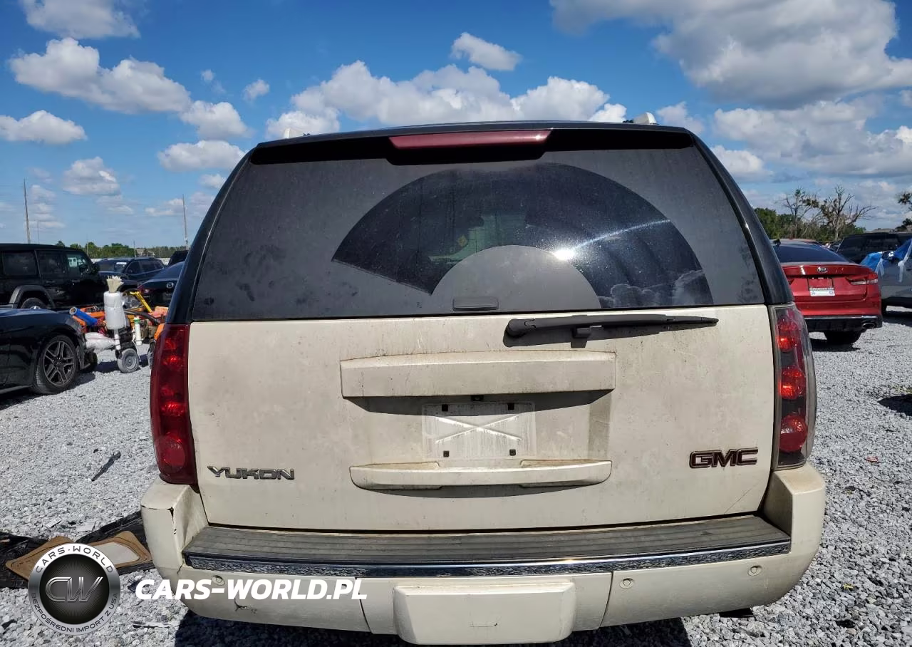 2013 GMC Yukon Denali VIN:1GKS2EEF1DR251323 - 6