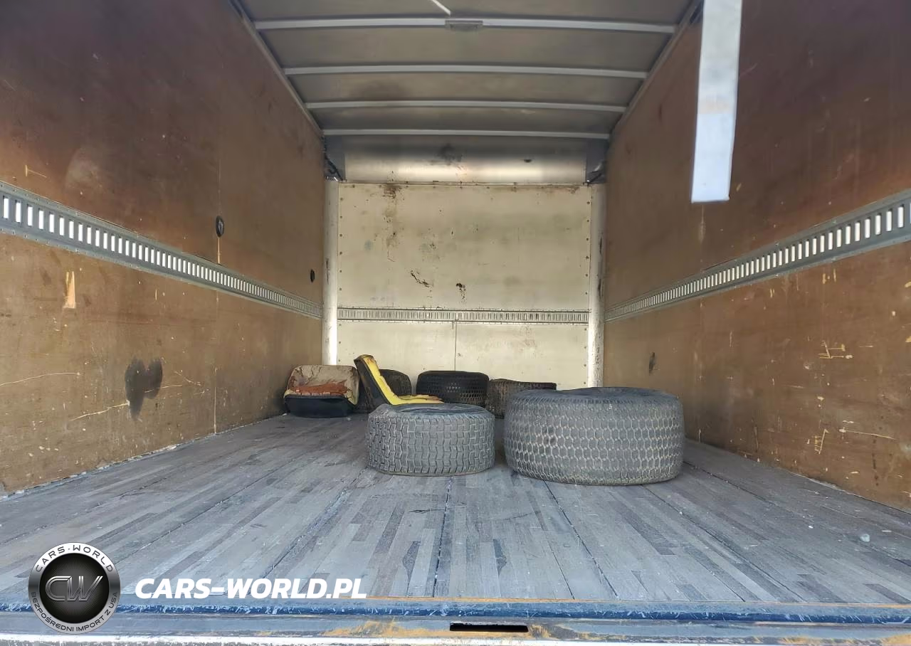2018 Isuzu Npr Hd Box Truck VIN:JALC4W164J7009167 - 10