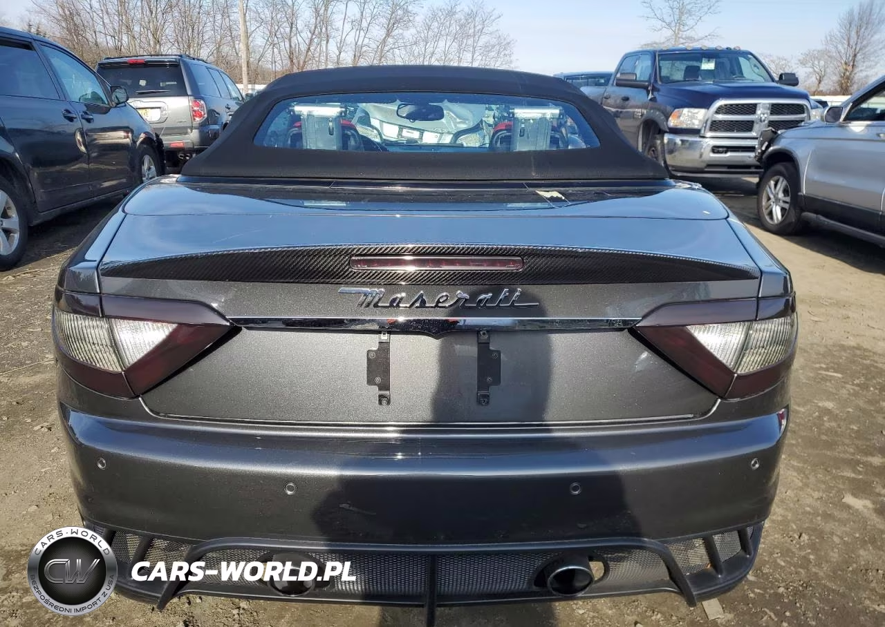 2015 Maserati Granturismo S VIN:ZAM45VMA7F0131157 - 6