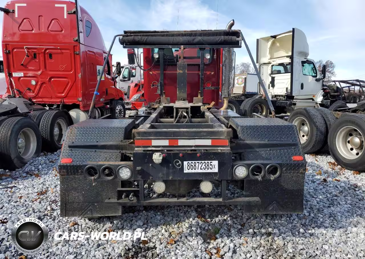 2017 Peterbilt 337 Truck Cab And Chassis VIN:2NP2HJ7X8HM409350 - 6