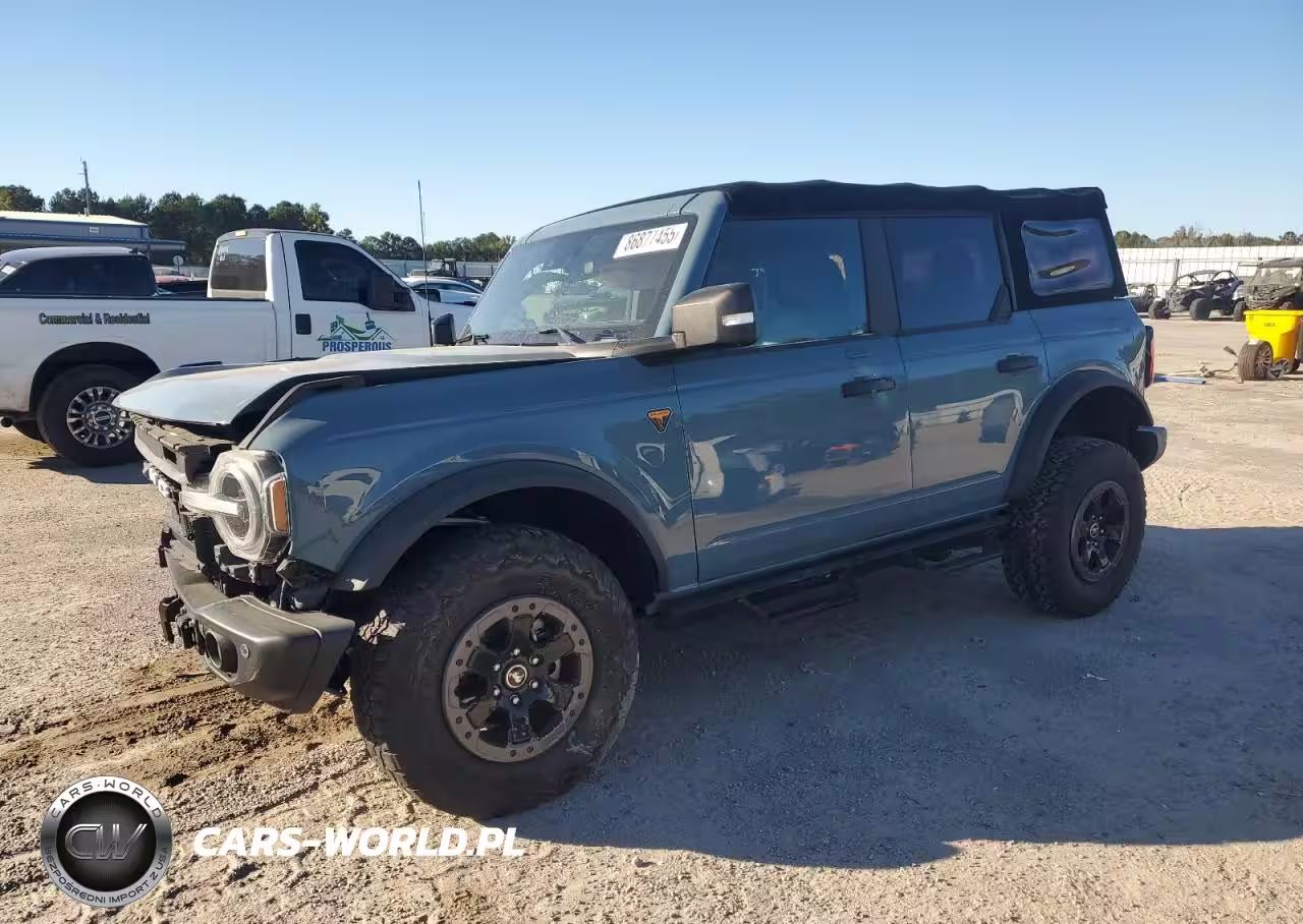 2022 Ford Bronco Base