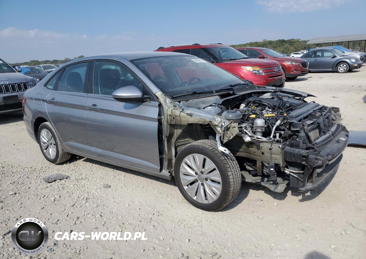 2019 Volkswagen Jetta VIN:3VWCB7BU7KM184480 - 4