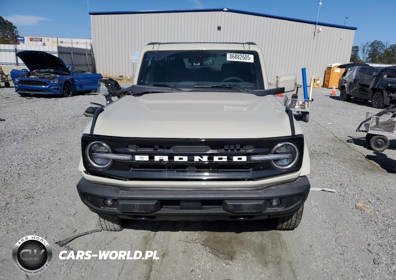 2025 Ford Bronco Outer Banks VIN:1FMEE8BP1SLA41329 - 5