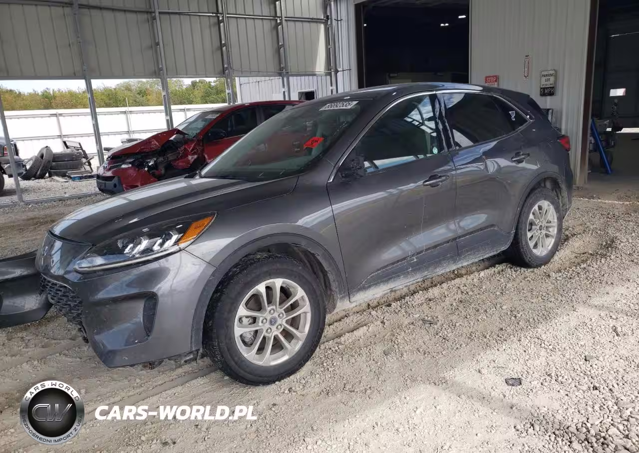 2021 Ford Escape Se