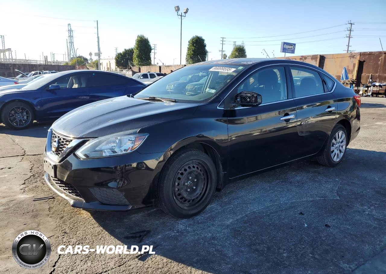 2016 Nissan Sentra S – zdjęcie 1 z 12