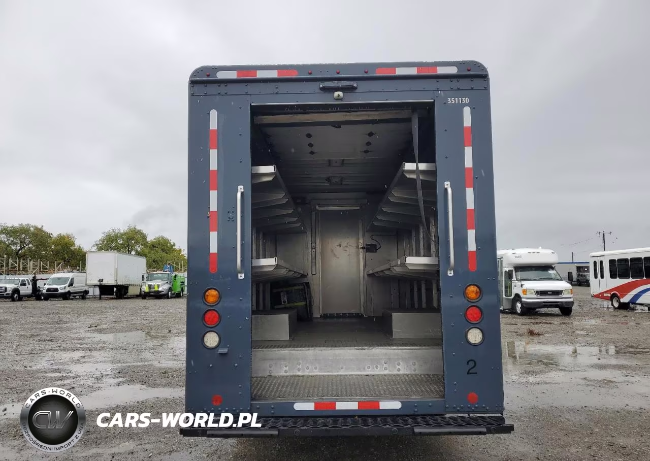 2020 Freightliner Mt 45G Delivery Truck VIN:4UZAC2EA4LCLZ6909 - 10