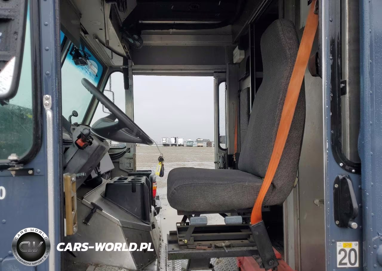 2020 Freightliner Mt 45G Delivery Truck VIN:4UZAC2EA4LCLZ6909 - 7