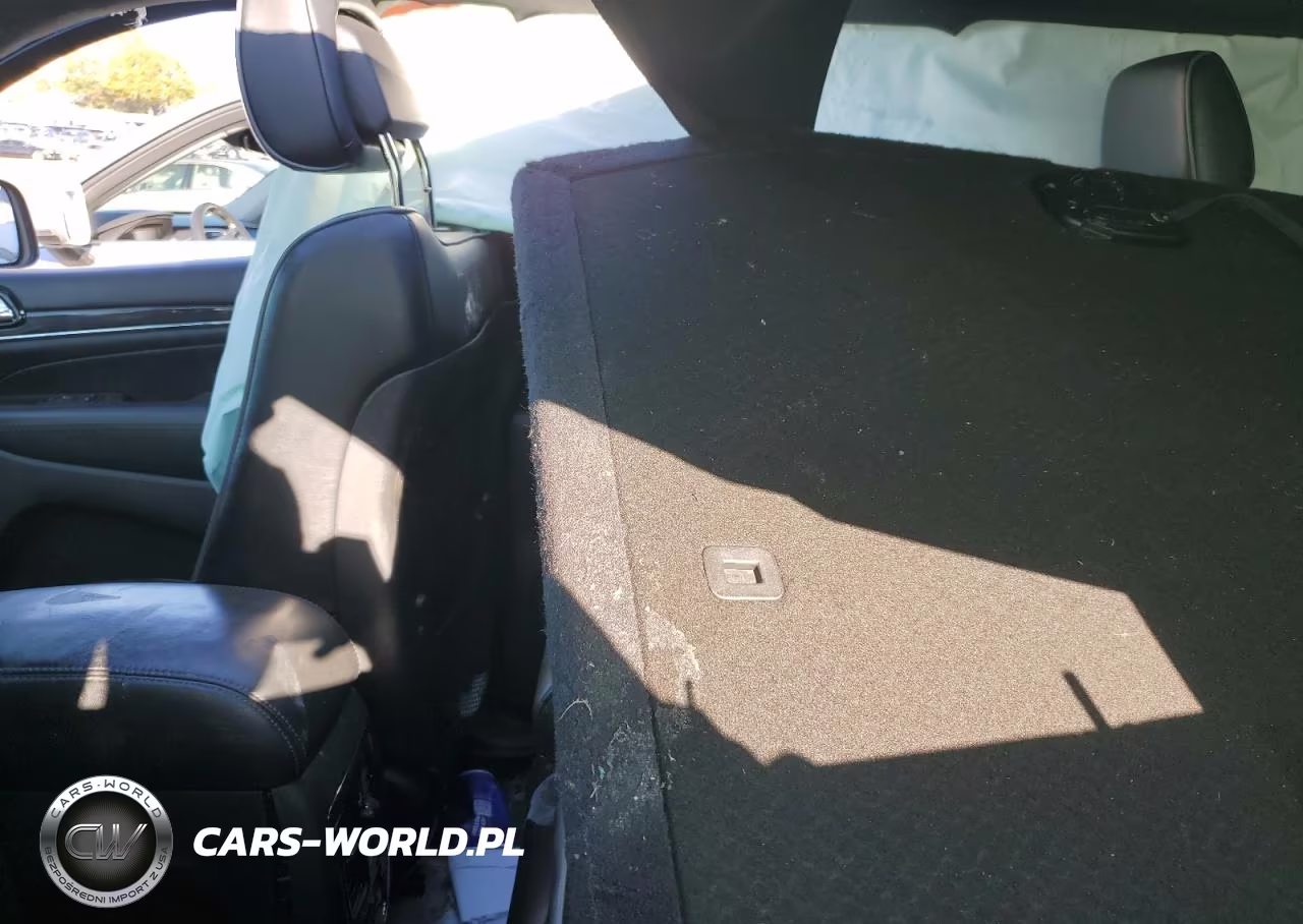 2020 Jeep Grand Cherokee Overland VIN:1C4RJFCGXLC218949 - 11