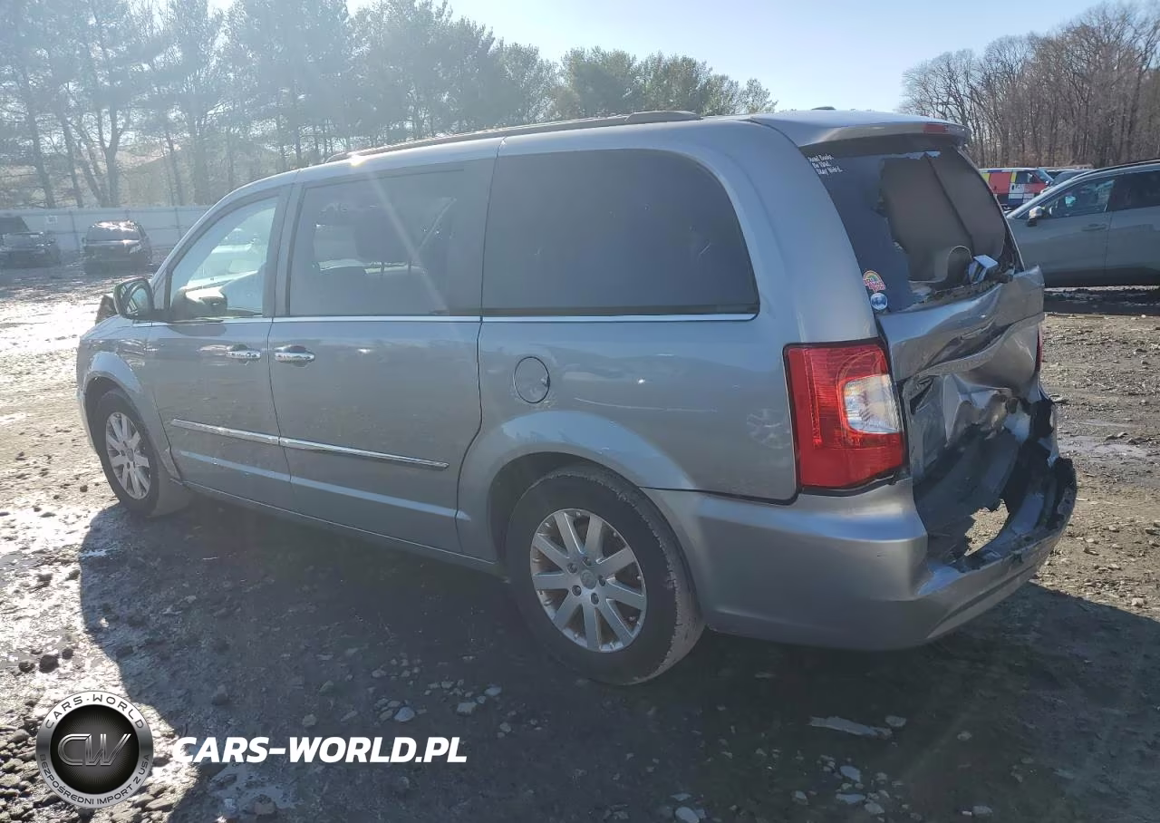 2015 Chrysler Town & Country Touring VIN:2C4RC1BG2FR673630 - 2