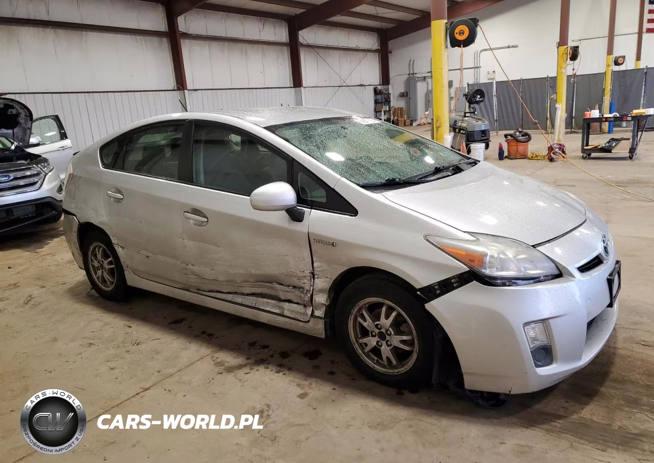 2011 Toyota Prius VIN:JTDKN3DU6B5353986 - 4