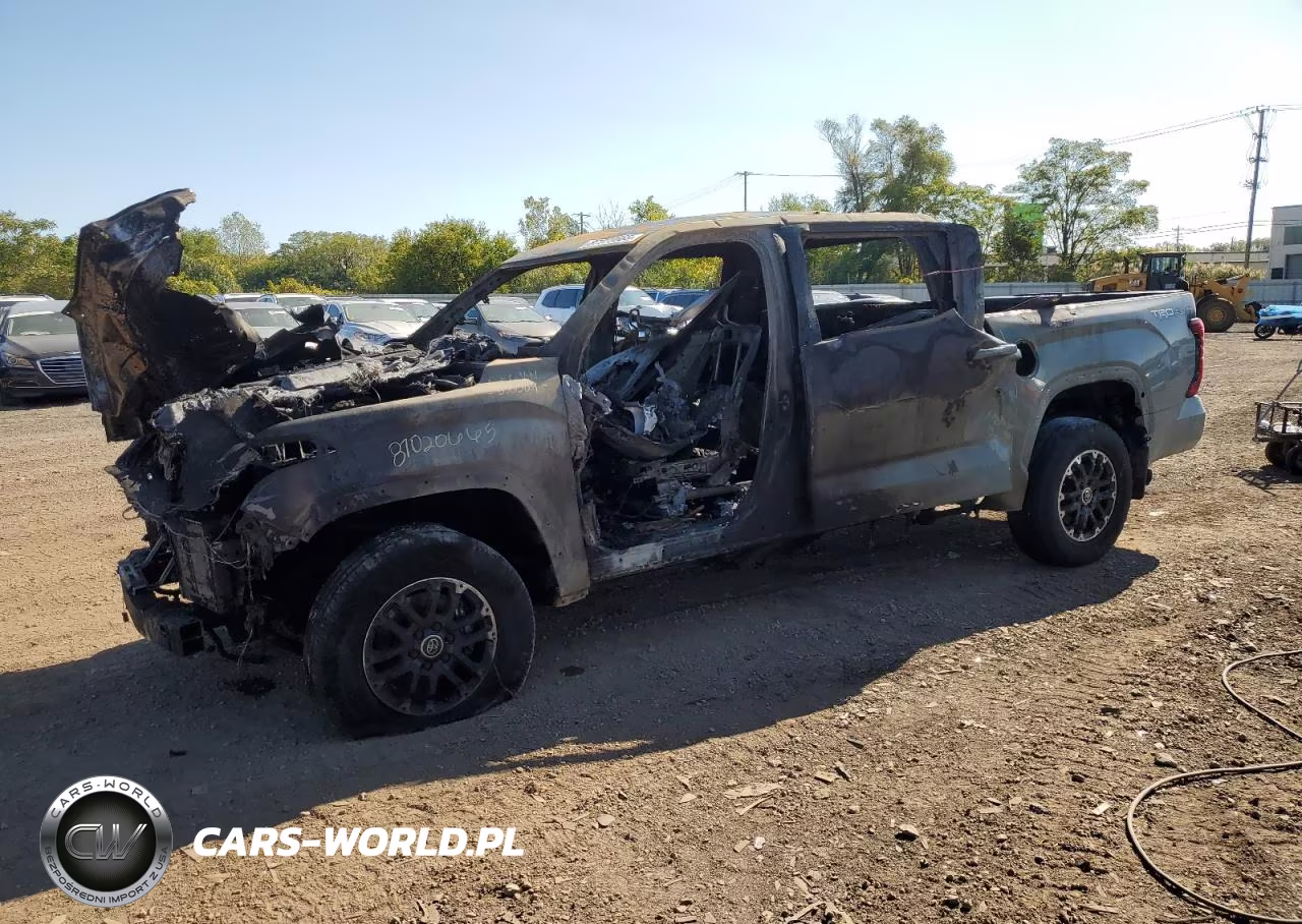 2022 Toyota Tundra Sr5 – zdjęcie 1 z 11