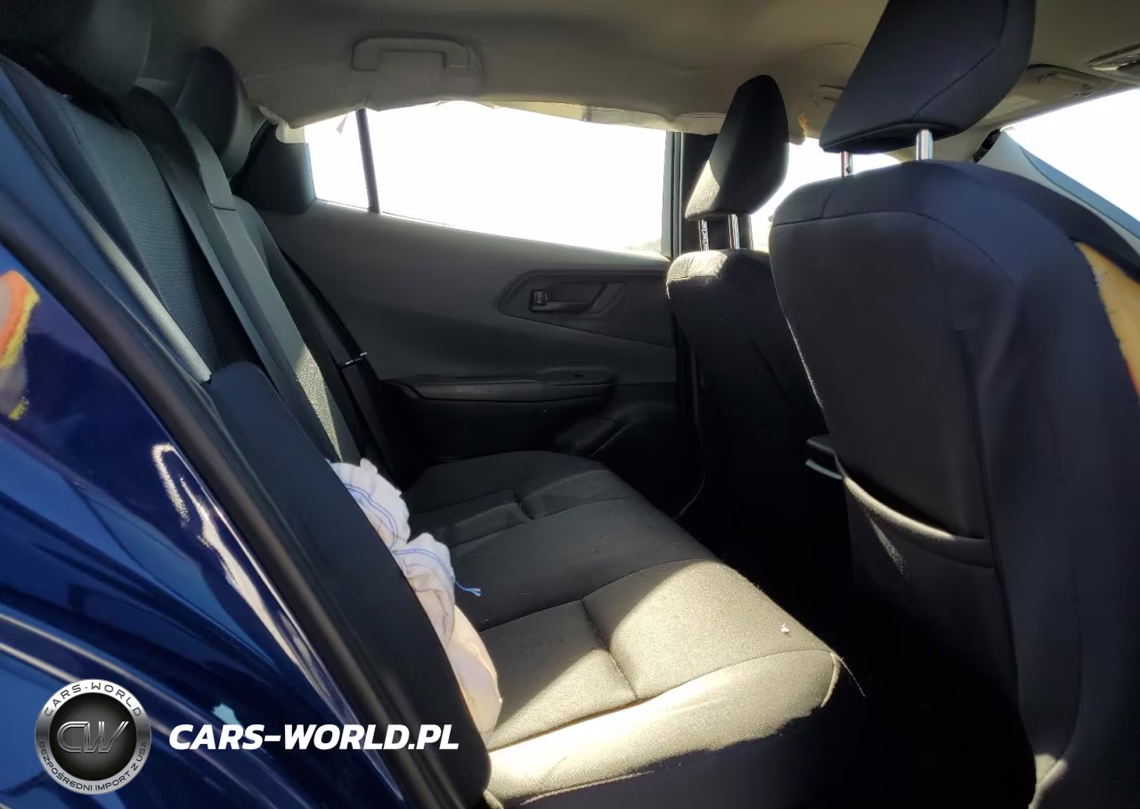 2024 Toyota Prius Le VIN:JTDACAAU8R3034492 - 10