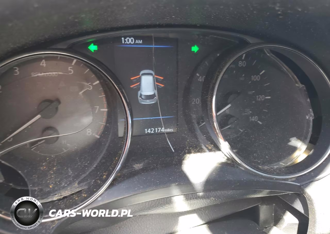 2020 Nissan Rogue S VIN:JN8AT2MV9LW139093 - 9