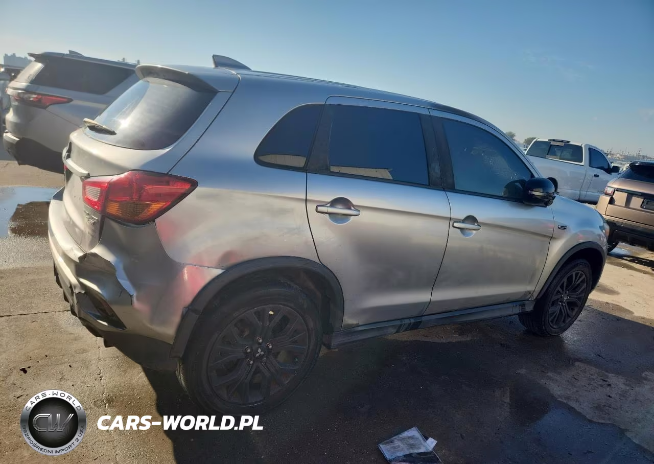 2018 Mitsubishi Outlander Sport Es VIN:JA4AP3AU4JZ025297 - 3