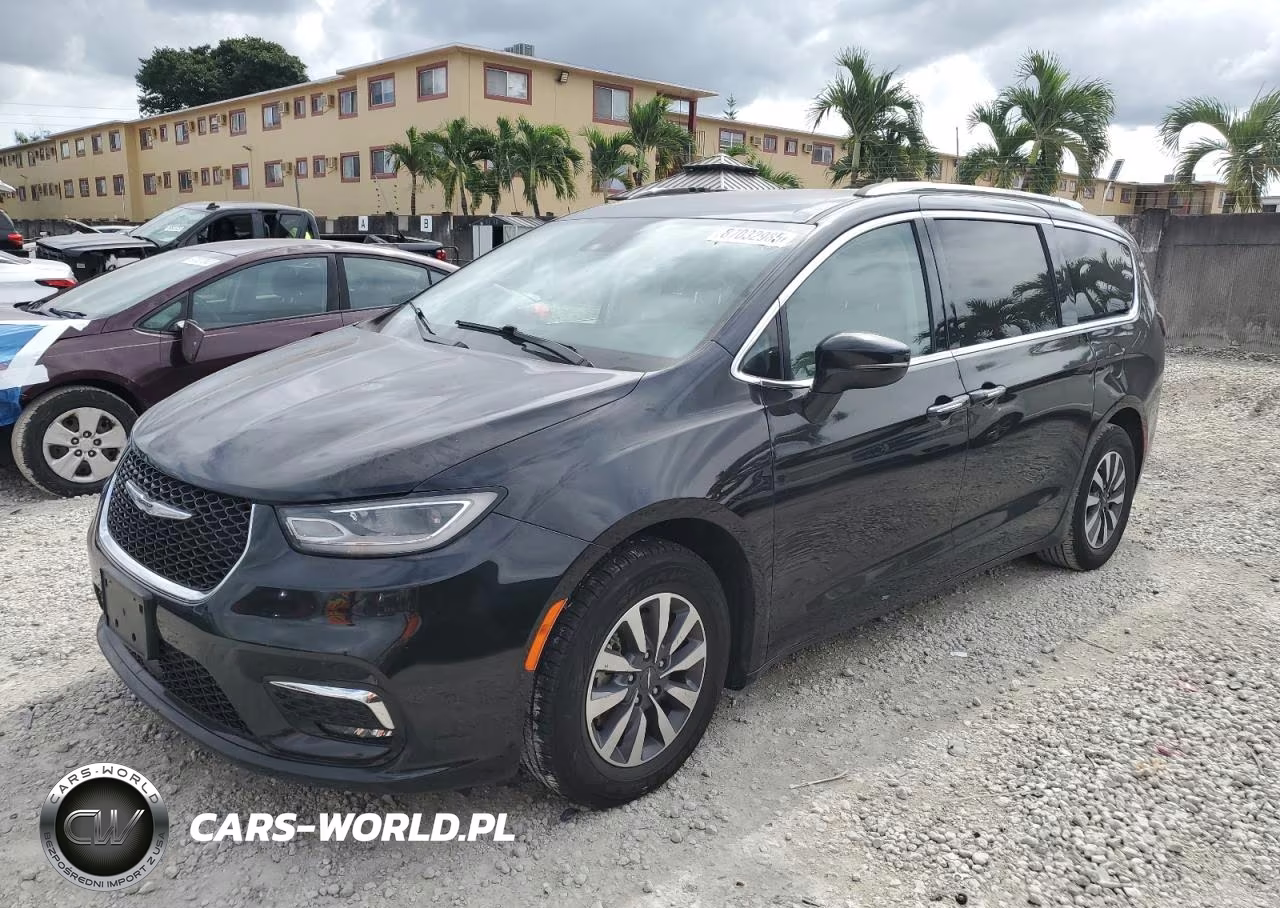 2021 Chrysler Pacifica Touring L