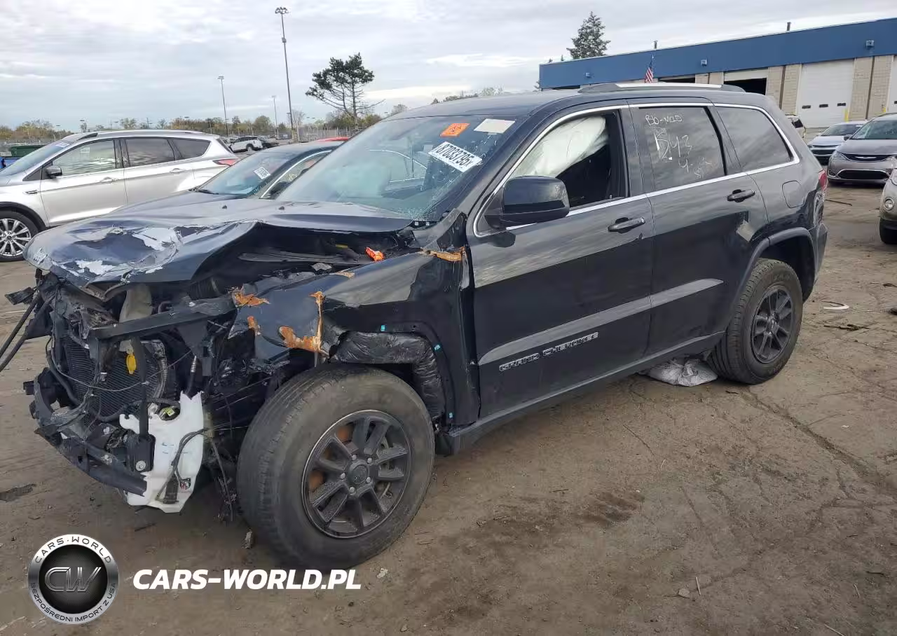 2020 Jeep Grand Cherokee Laredo