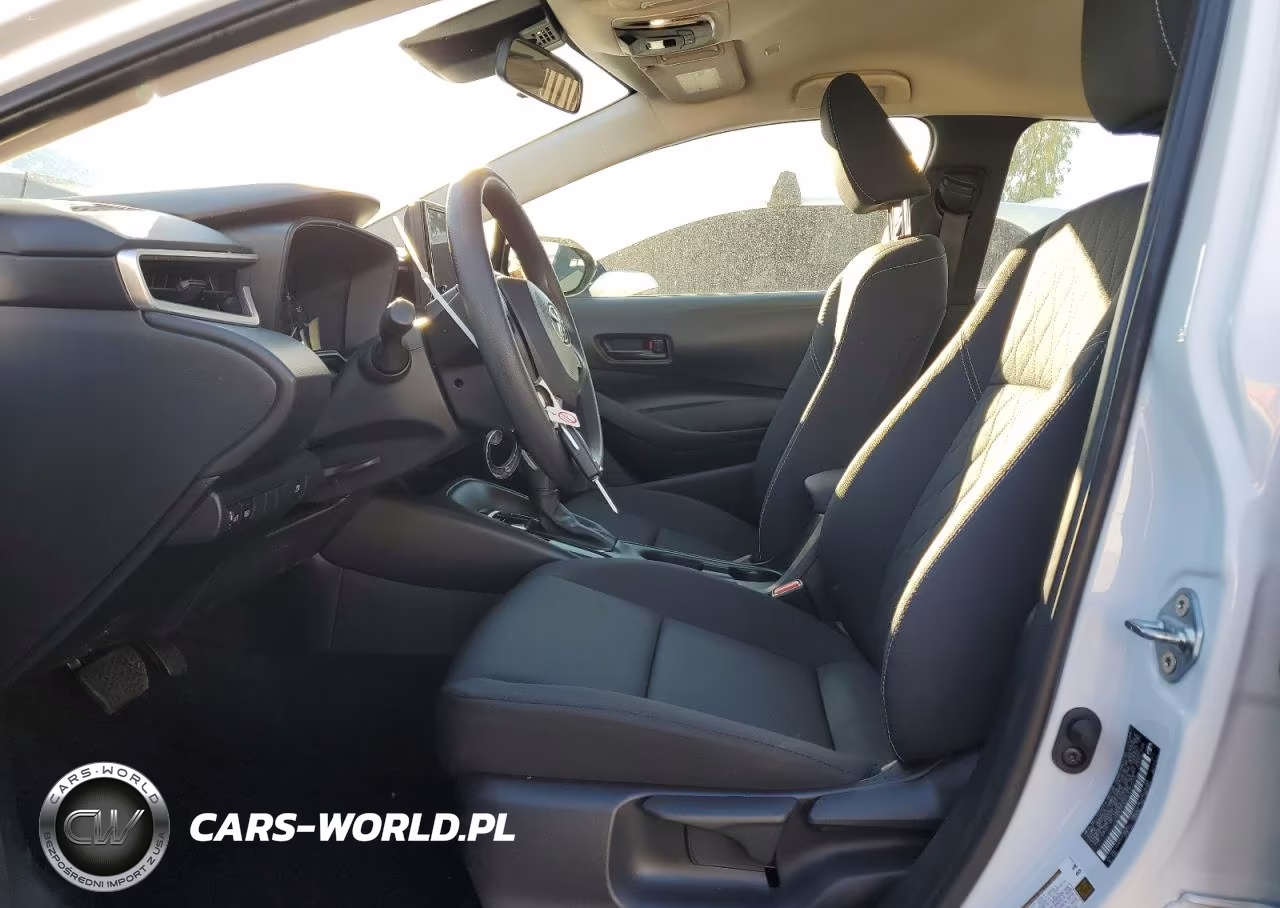 2025 Toyota Corolla Le VIN:JTDBCMFE2SJ040233 - 7