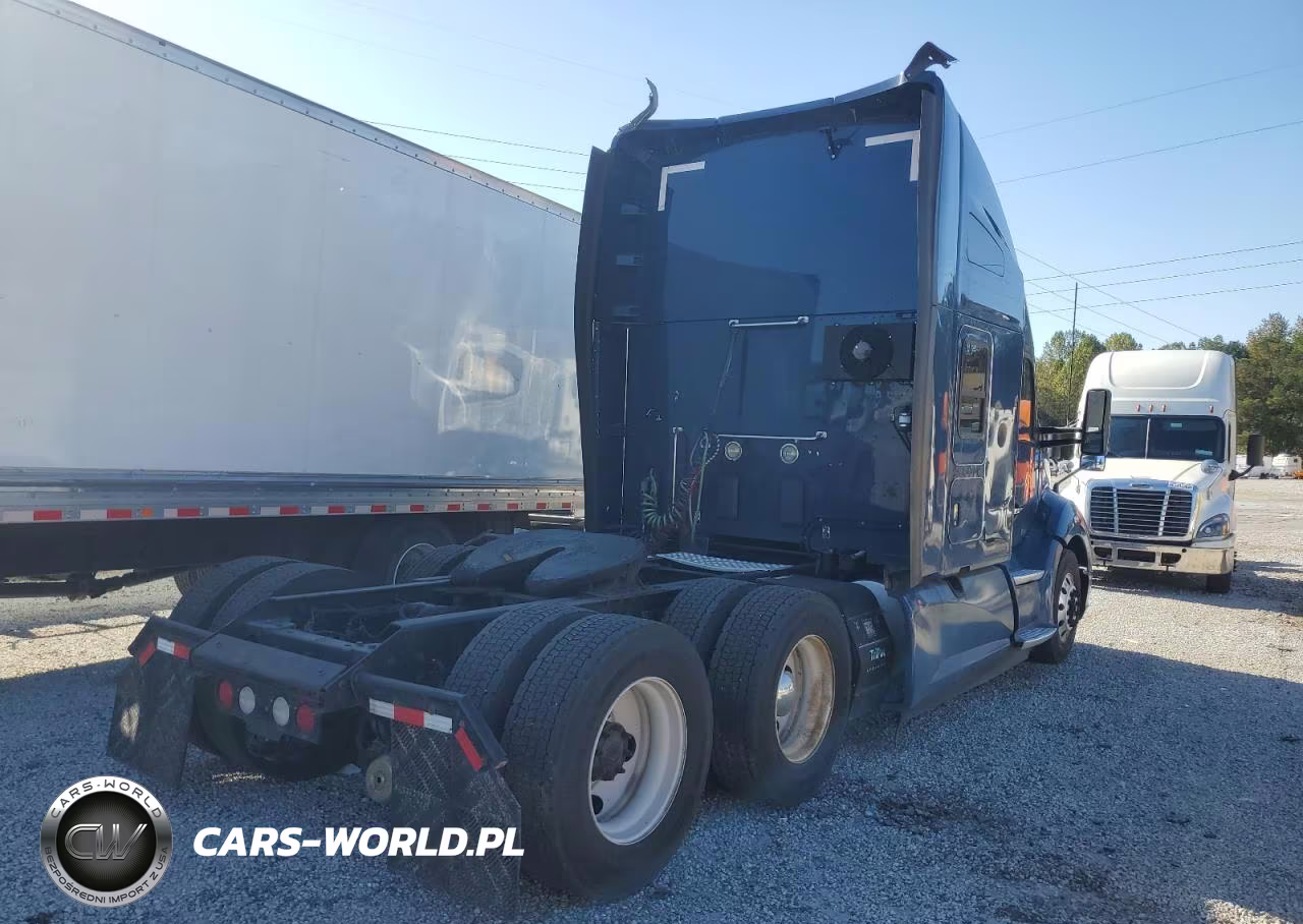 2019 Kenworth T680 Semi Truck VIN:1XKYDP9X0KJ187192 - 4