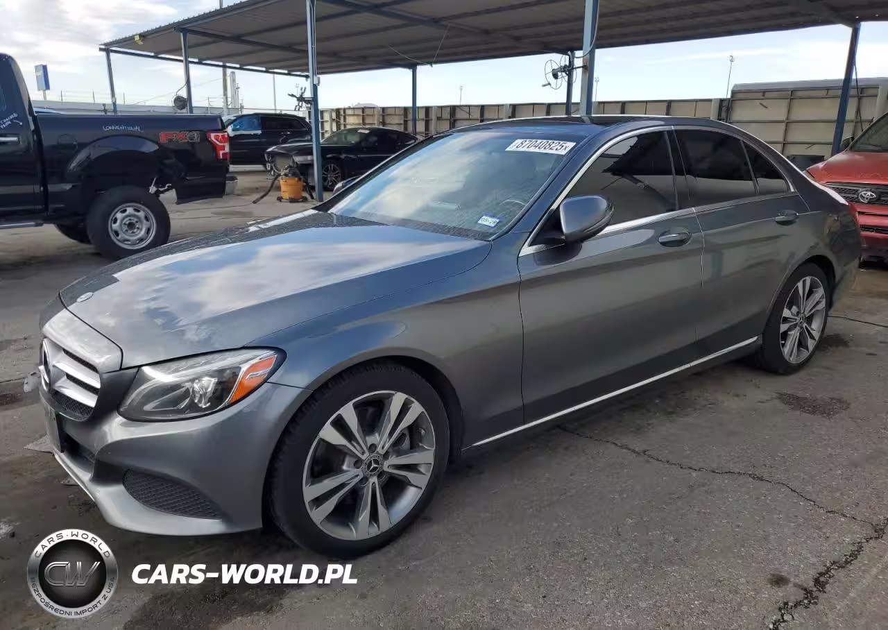2018 Mercedes-Benz C 300