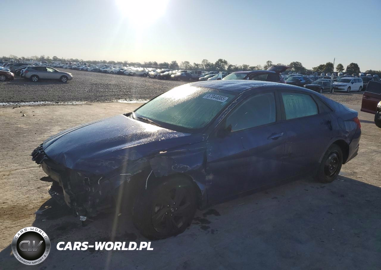 2022 Hyundai Elantra Sel