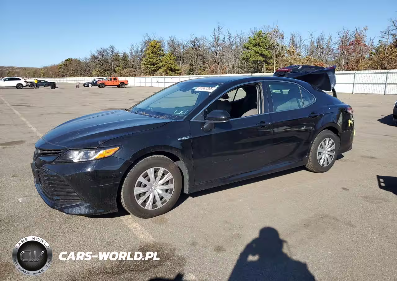 2020 Toyota Camry Le
