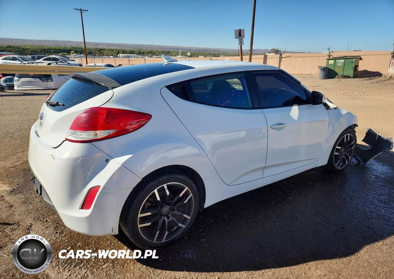 2014 Hyundai Veloster Base VIN:KMHTC6AD7EU190996 - 3