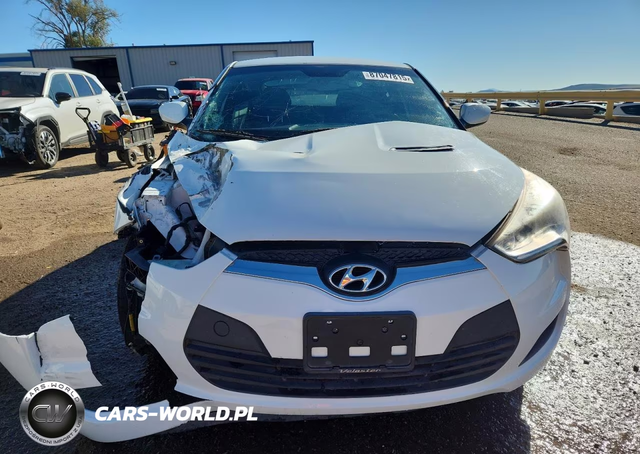 2014 Hyundai Veloster Base VIN:KMHTC6AD7EU190996 - 5