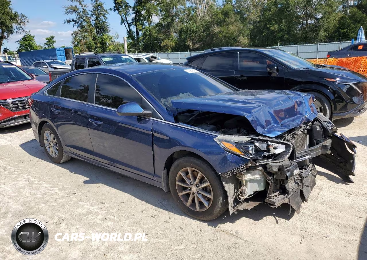 2019 Hyundai Sonata Se VIN:5NPE24AFXKH780959 - 4