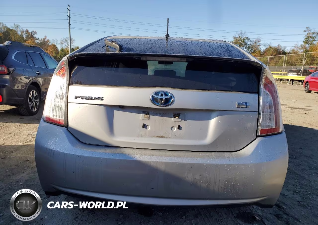 2015 Toyota Prius VIN:JTDKN3DU8F1956404 - 6