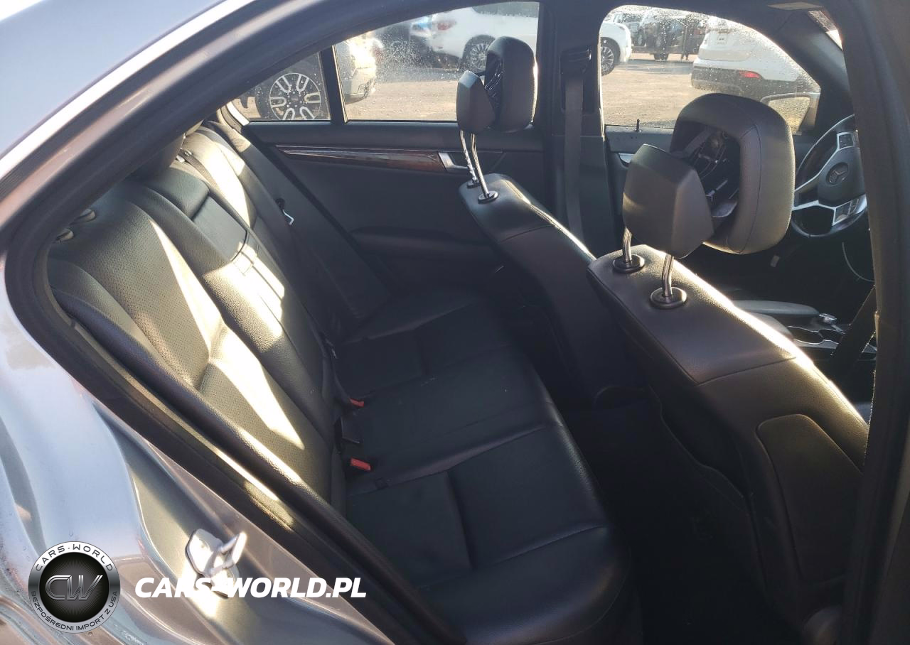 2012 Mercedes-Benz C 250 VIN:WDDGF4HBXCA606856 - 10