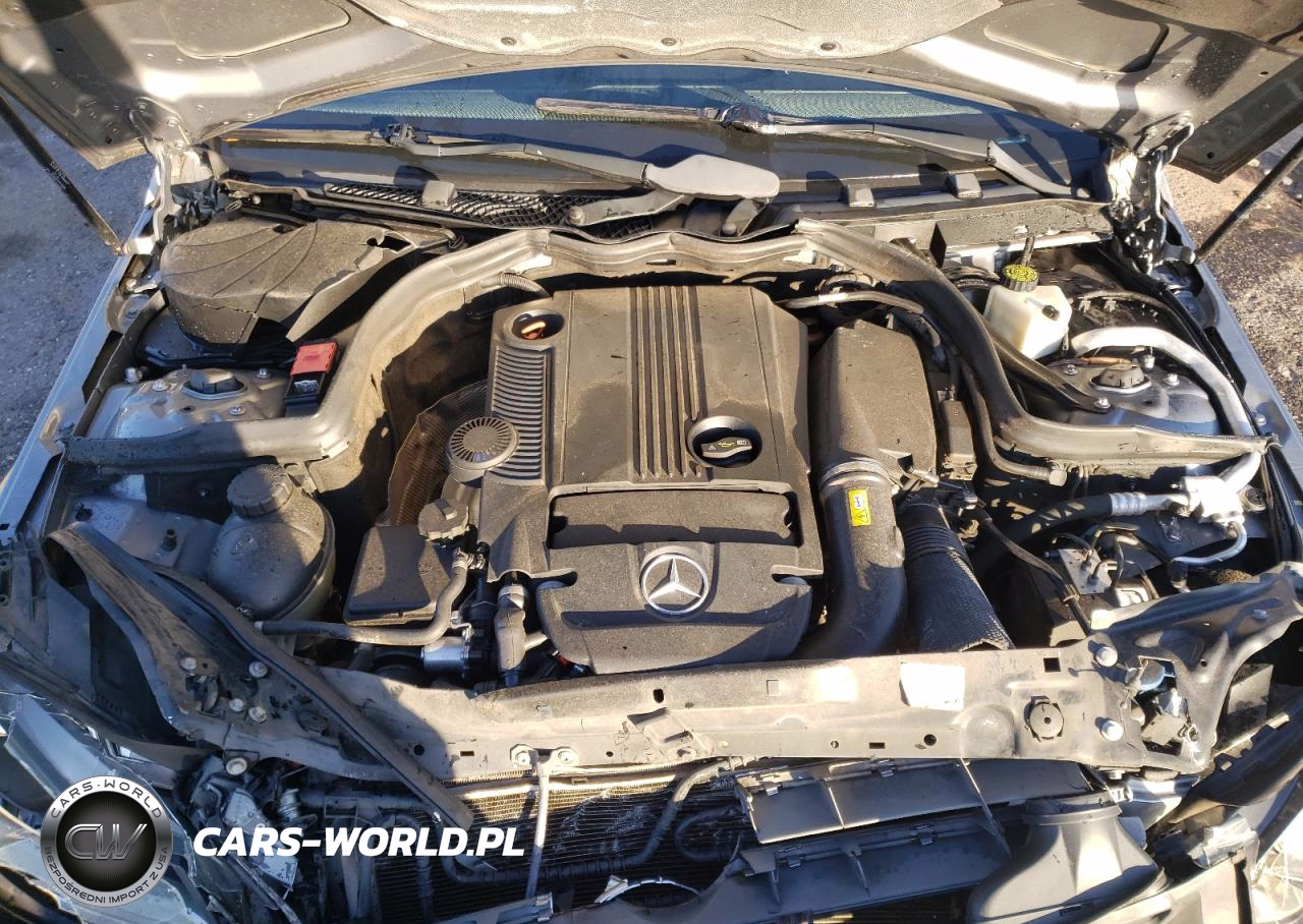 2012 Mercedes-Benz C 250 VIN:WDDGF4HBXCA606856 - 11