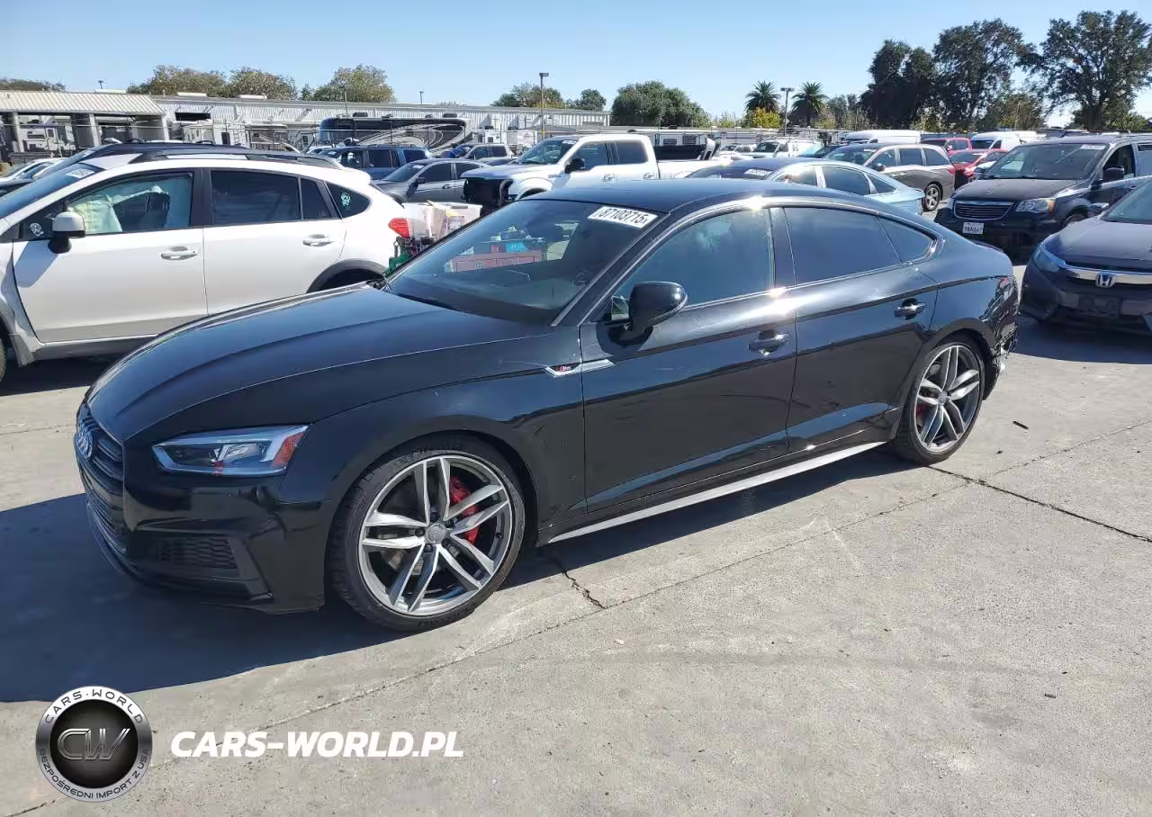 AUDI
