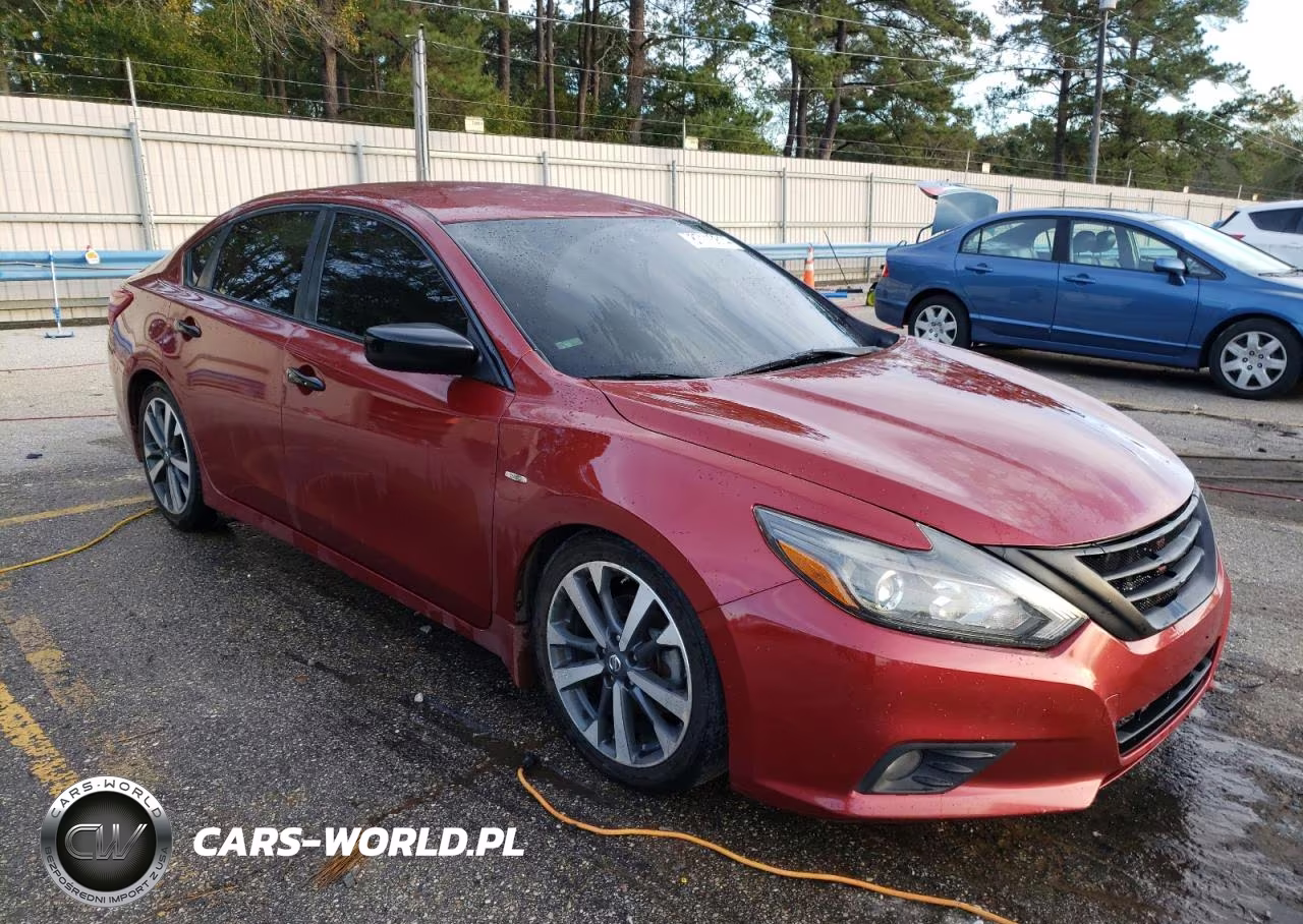 2017 Nissan Altima 2.5 VIN:1N4AL3AP9HC161813 - 4