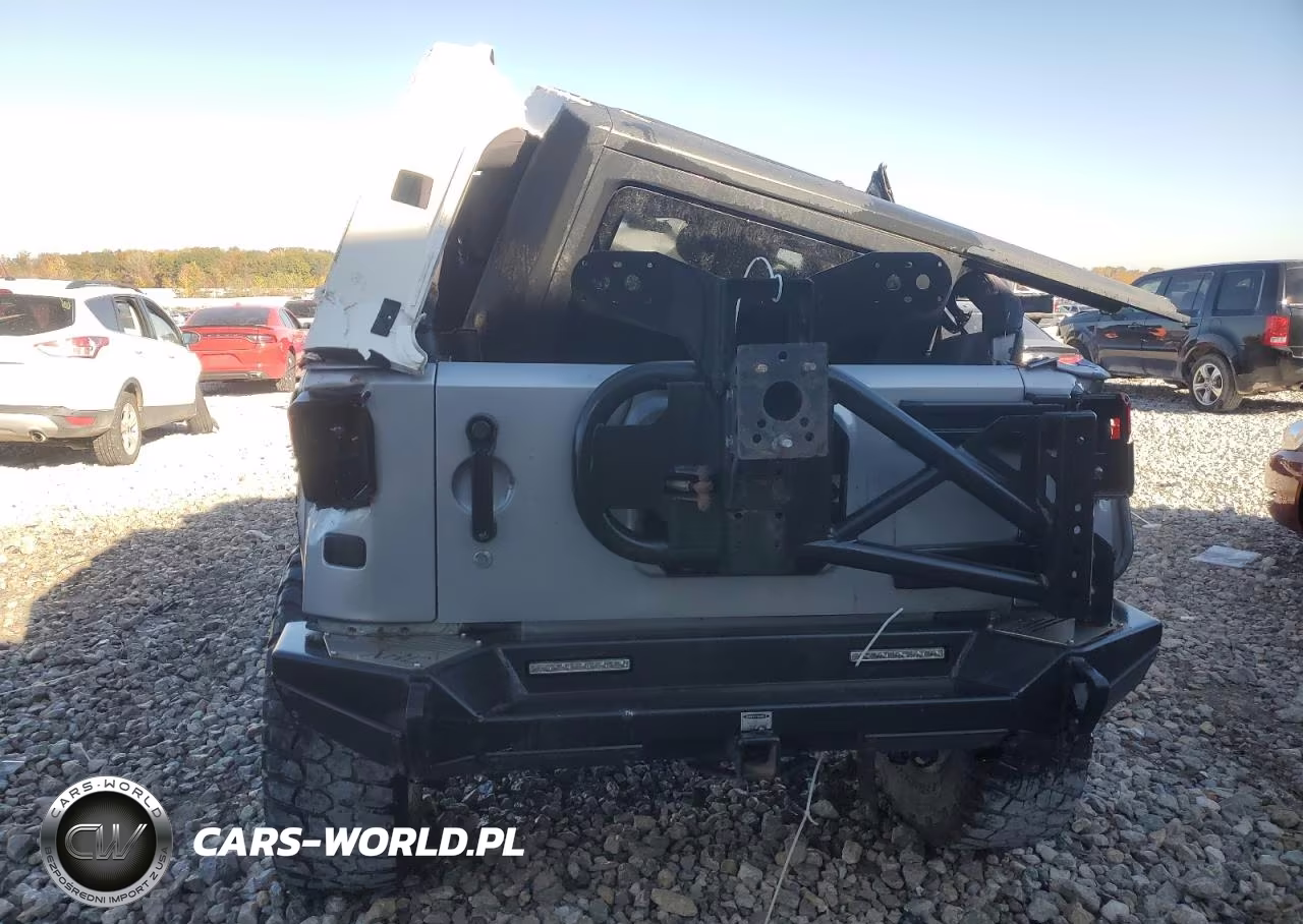 2016 Jeep Wrangler Unlimited Sport VIN:1C4BJWDGXGL159746 - 6