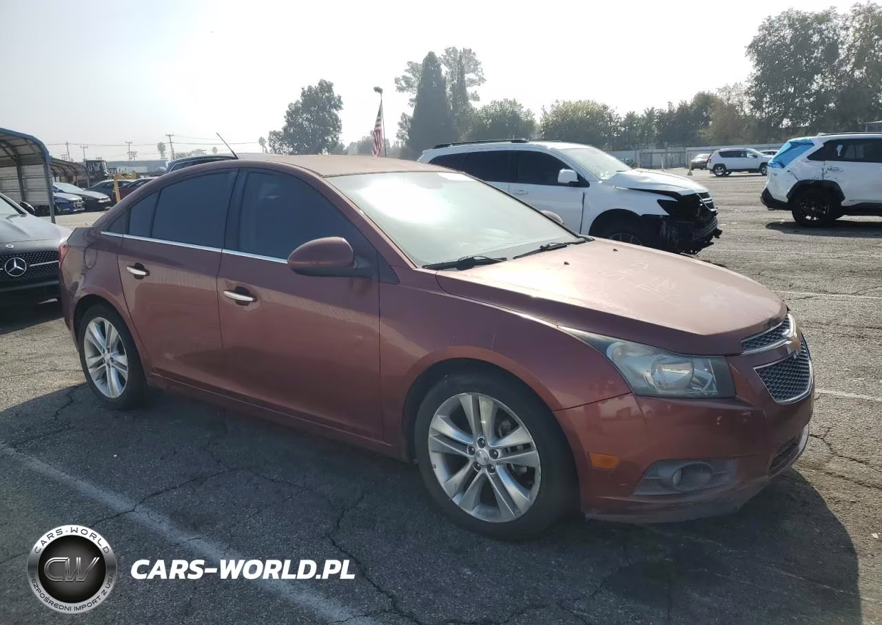 2013 Chevrolet Cruze Ltz VIN:1G1PG5SB6D7140453 - 4