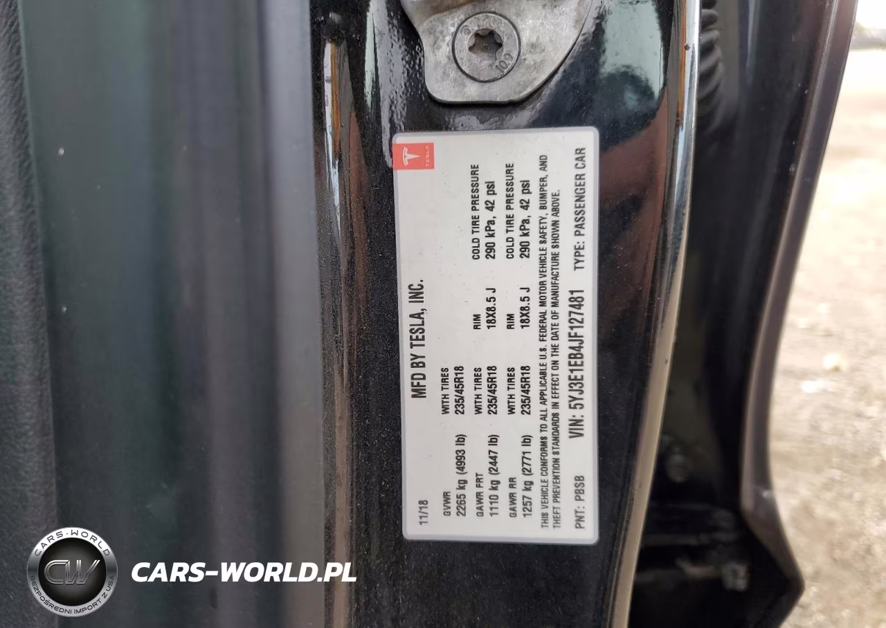 2018 Tesla Model 3 VIN:5YJ3E1EB4JF127481 - 12