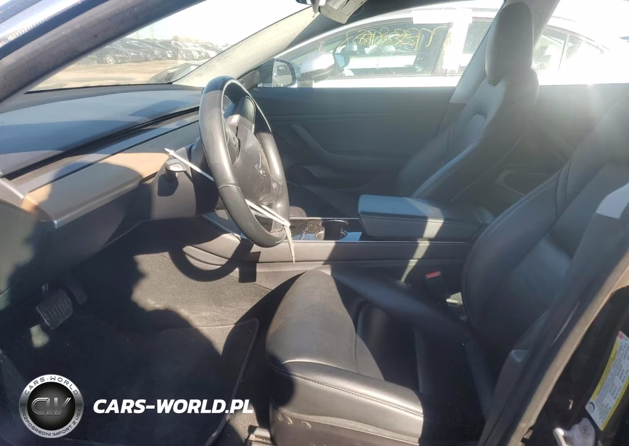 2018 Tesla Model 3 VIN:5YJ3E1EB4JF127481 - 7