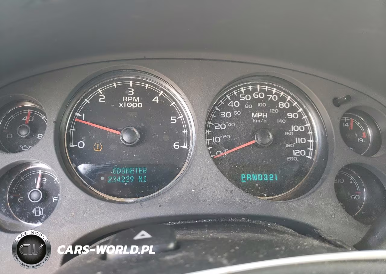 2007 Chevrolet Suburban C1500 VIN:3GNFC16037G205226 - 9