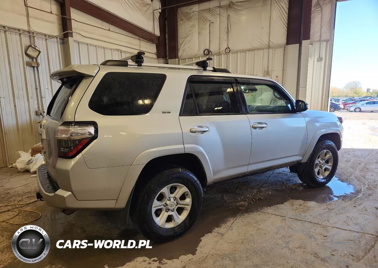2022 Toyota 4Runner Sr5-Sr5 Premium VIN:JTEMU5JR6N6063202 - 3