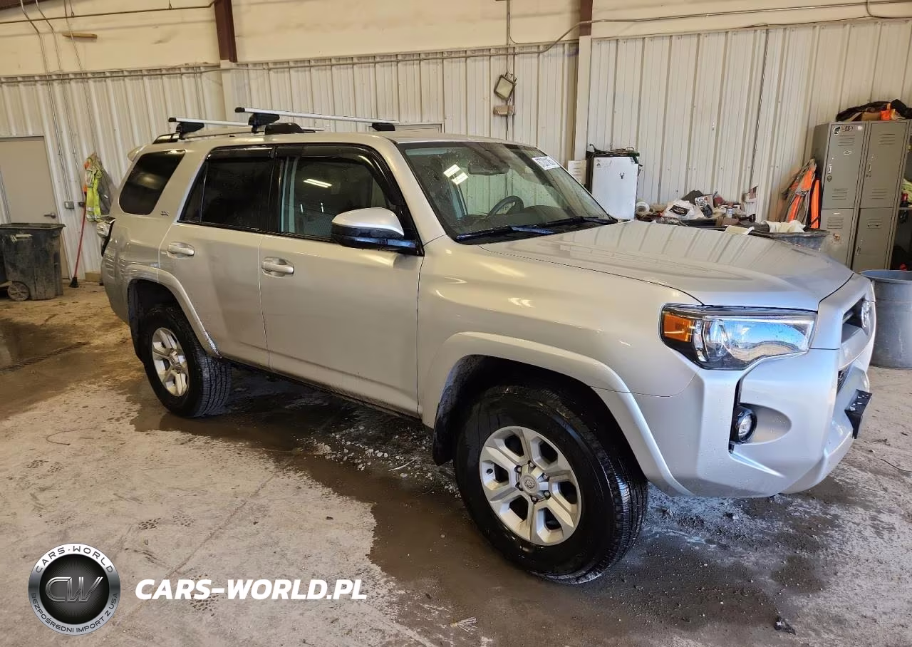 2022 Toyota 4Runner Sr5-Sr5 Premium VIN:JTEMU5JR6N6063202 - 4