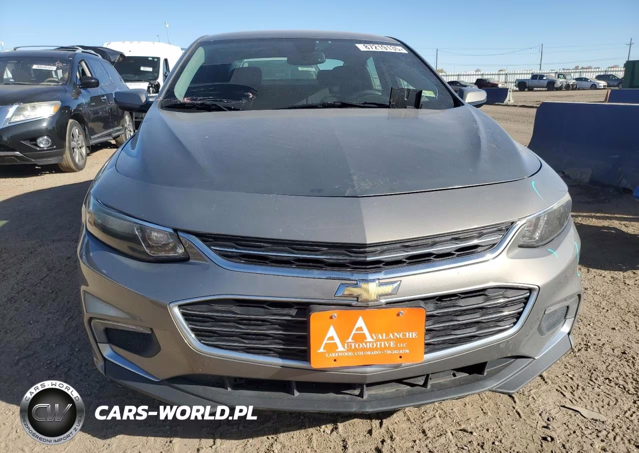 2017 Chevrolet Malibu Lt VIN:1G1ZE5ST8HF163851 - 5