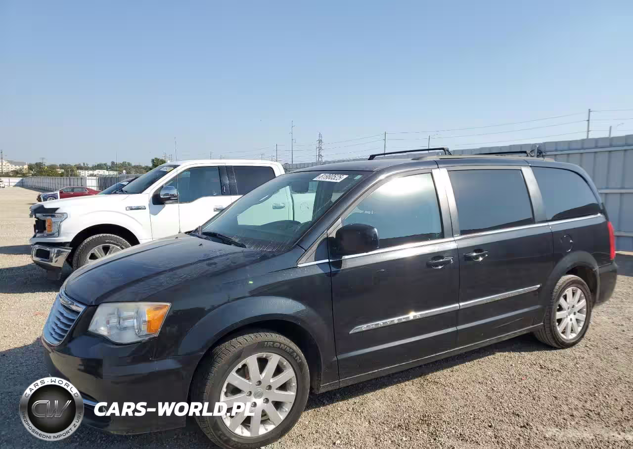 2014 Chrysler Town & Country Touring
