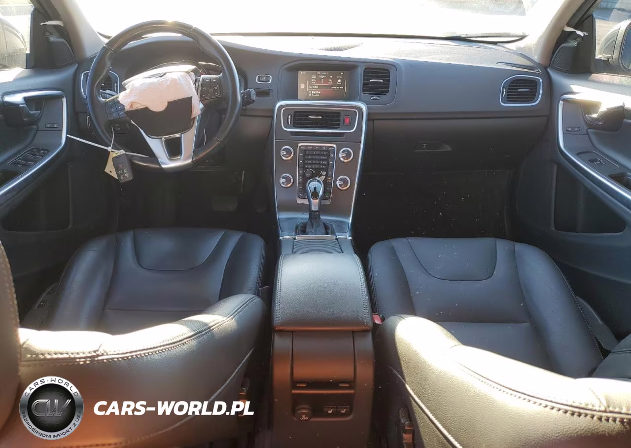 2015 Volvo S60 Platinum VIN:YV126MFM1F1335306 - 8