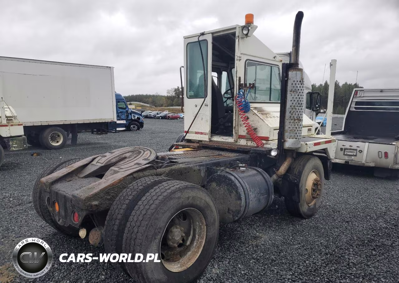 2008 Kalmar 4X2 Yard Truck VIN:320101 - 4