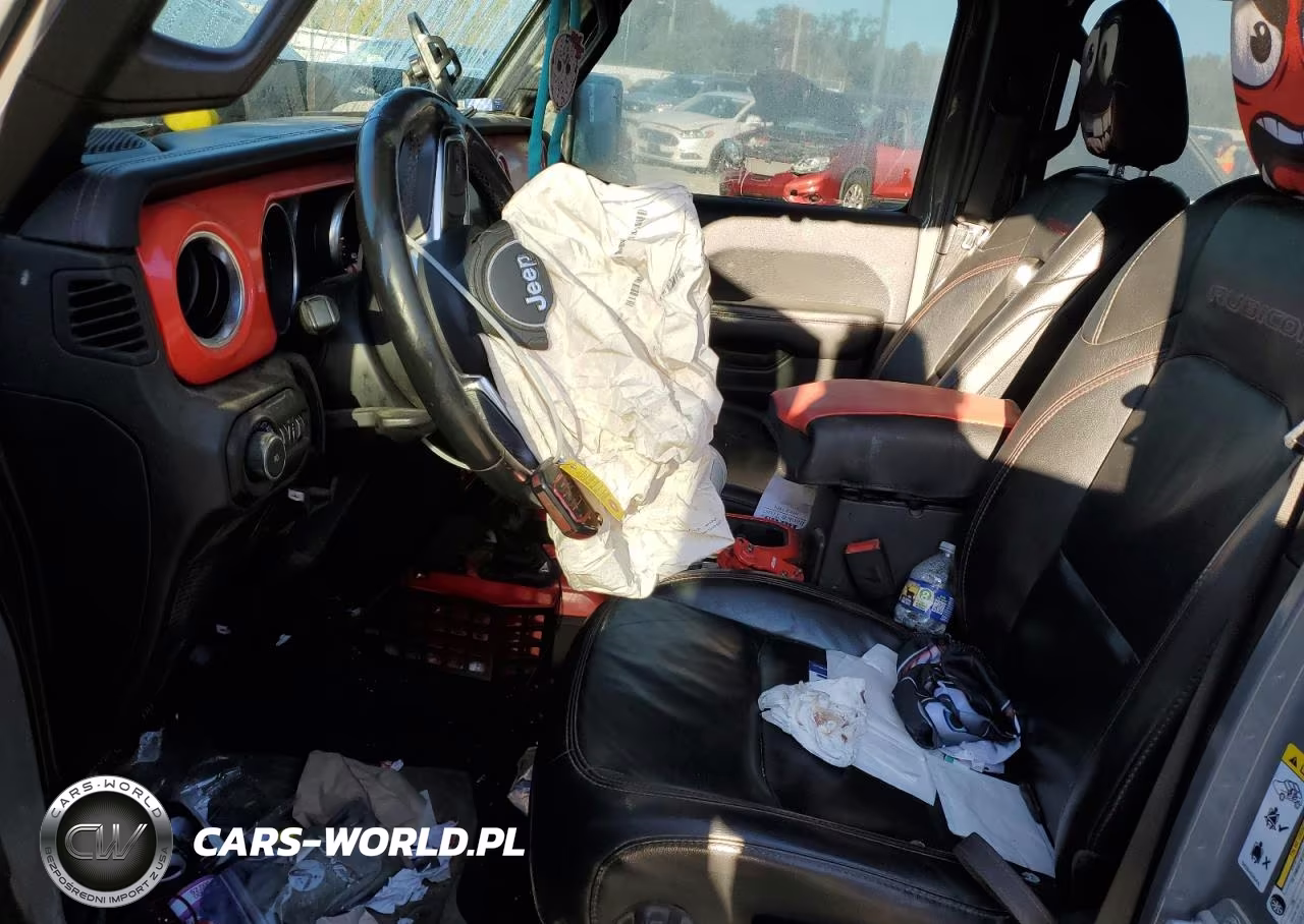 2018 Jeep Wrangler Unlimited Rubicon VIN:1C4HJXFG3JW251817 - 7