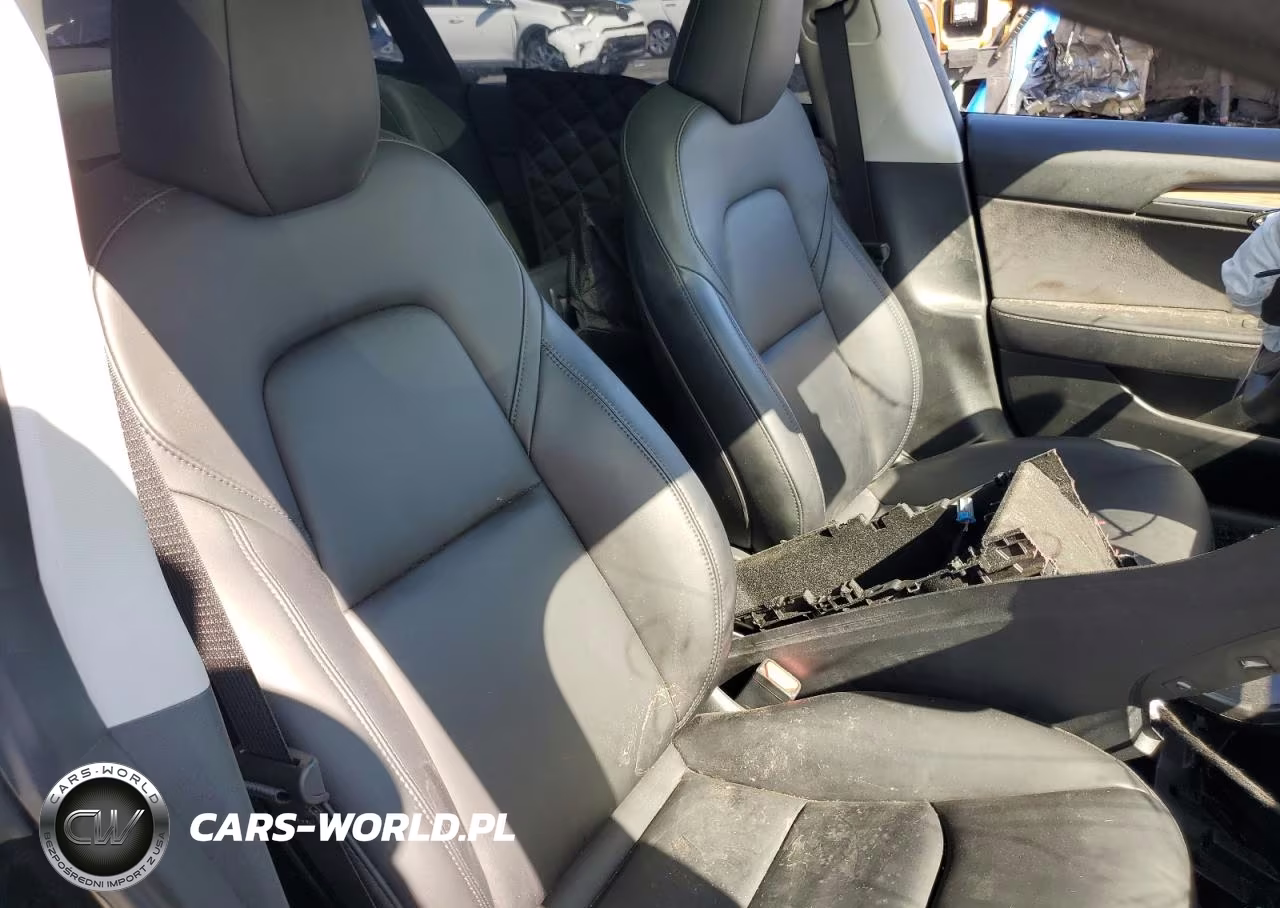 2023 Tesla Model 3 VIN:5YJ3E1EA5PF715986 - 10