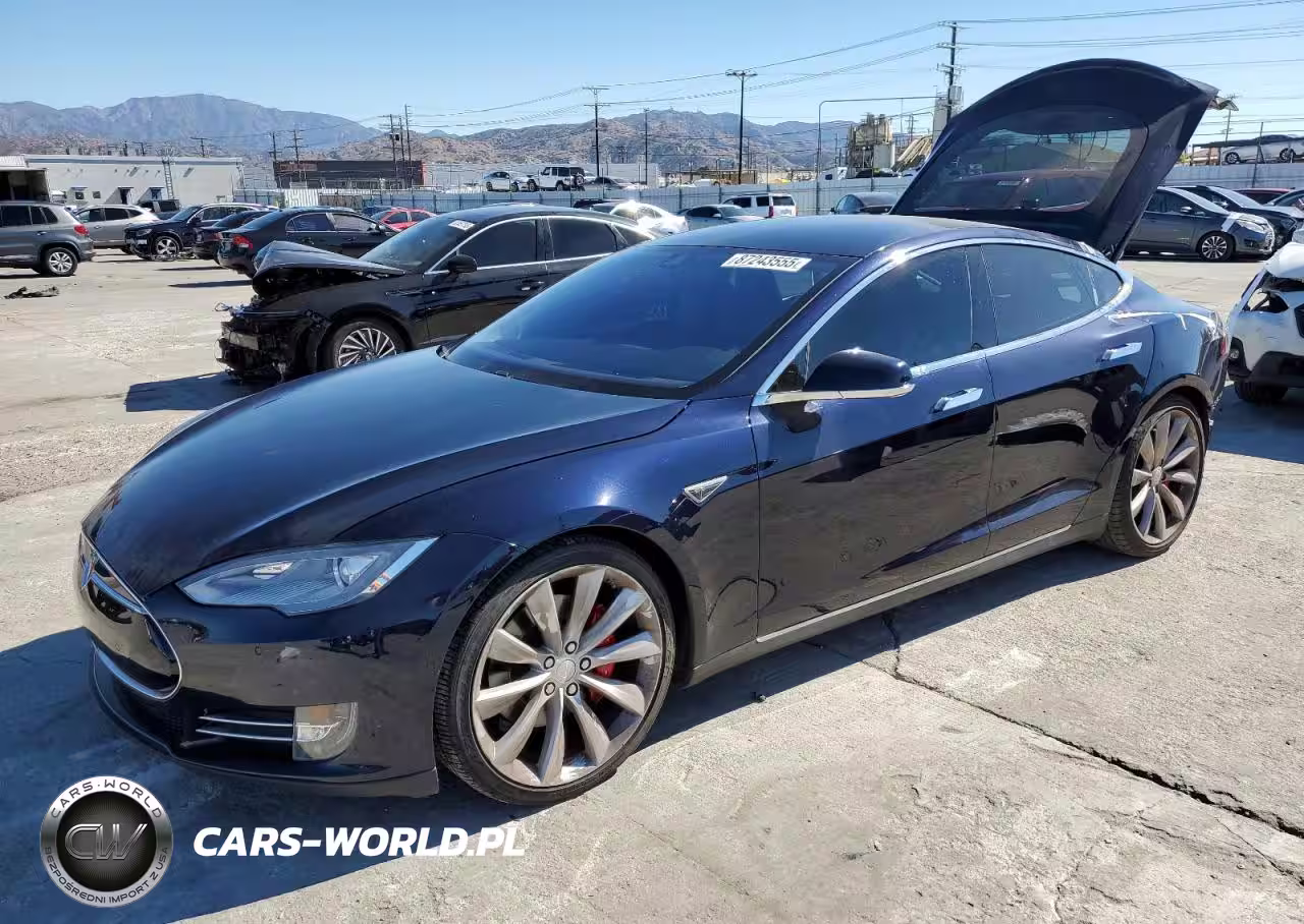 2014 Tesla Model S
