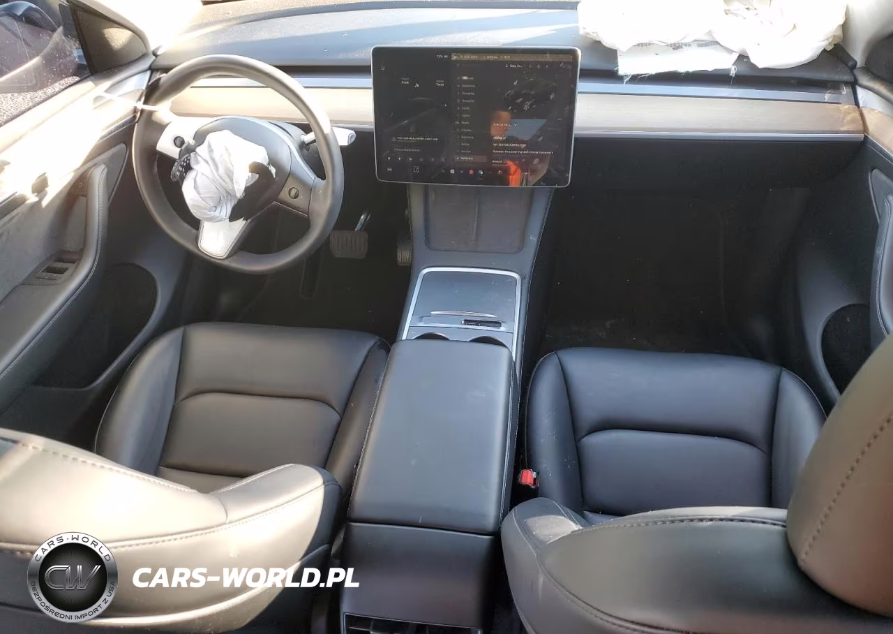 2023 Tesla Model Y VIN:7SAYGAEE3PF833606 - 8