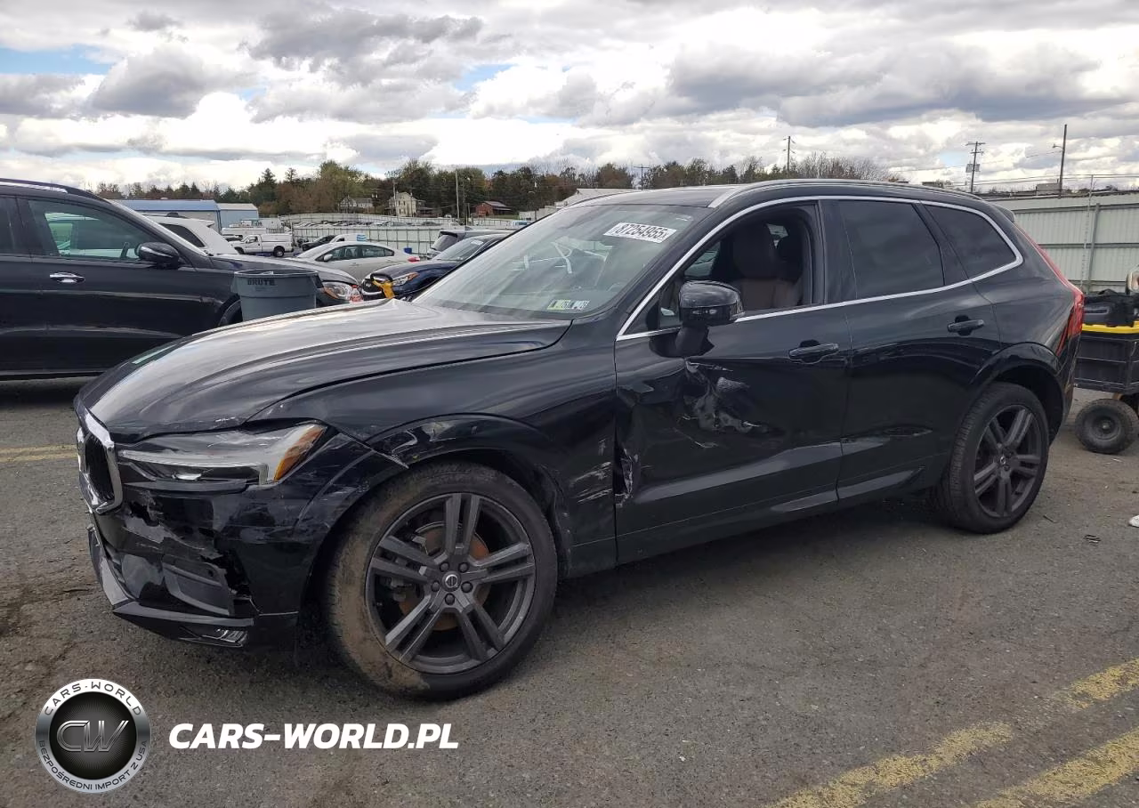 2021 Volvo Xc60 T5 Momentum VIN:YV4102RK7M1870782 - 1