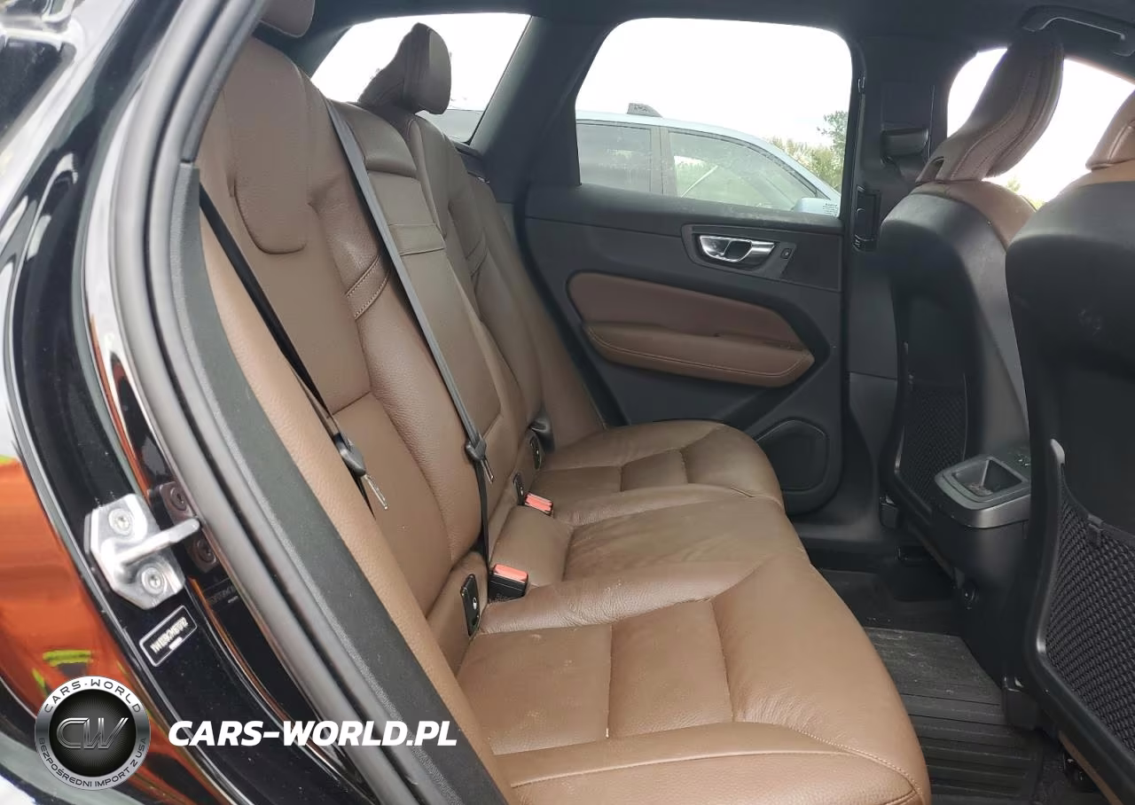 2021 Volvo Xc60 T5 Momentum VIN:YV4102RK7M1870782 - 11